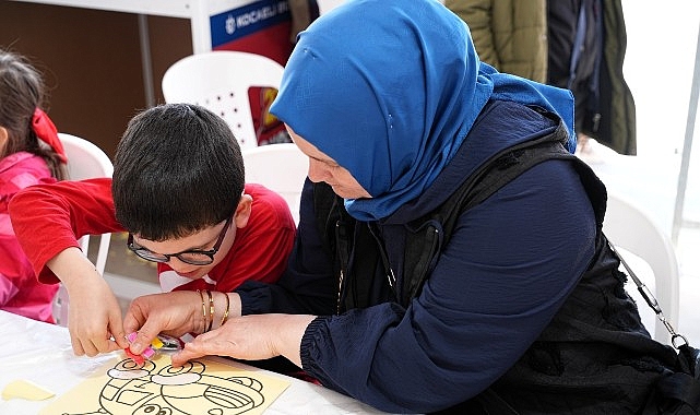 23 nisan sizlerle cok daha guzel