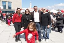 23 nisan ulusal egemenlik ve cocuk bayraminda sehir tiyatrolarinin sahneleri cocuklar icin acildi