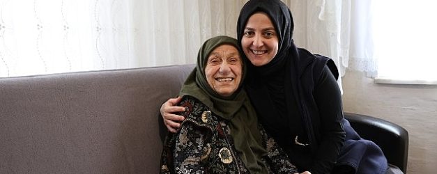 92 yasindaki neriman teyzeye duygu dolu dogum gunu surprizi