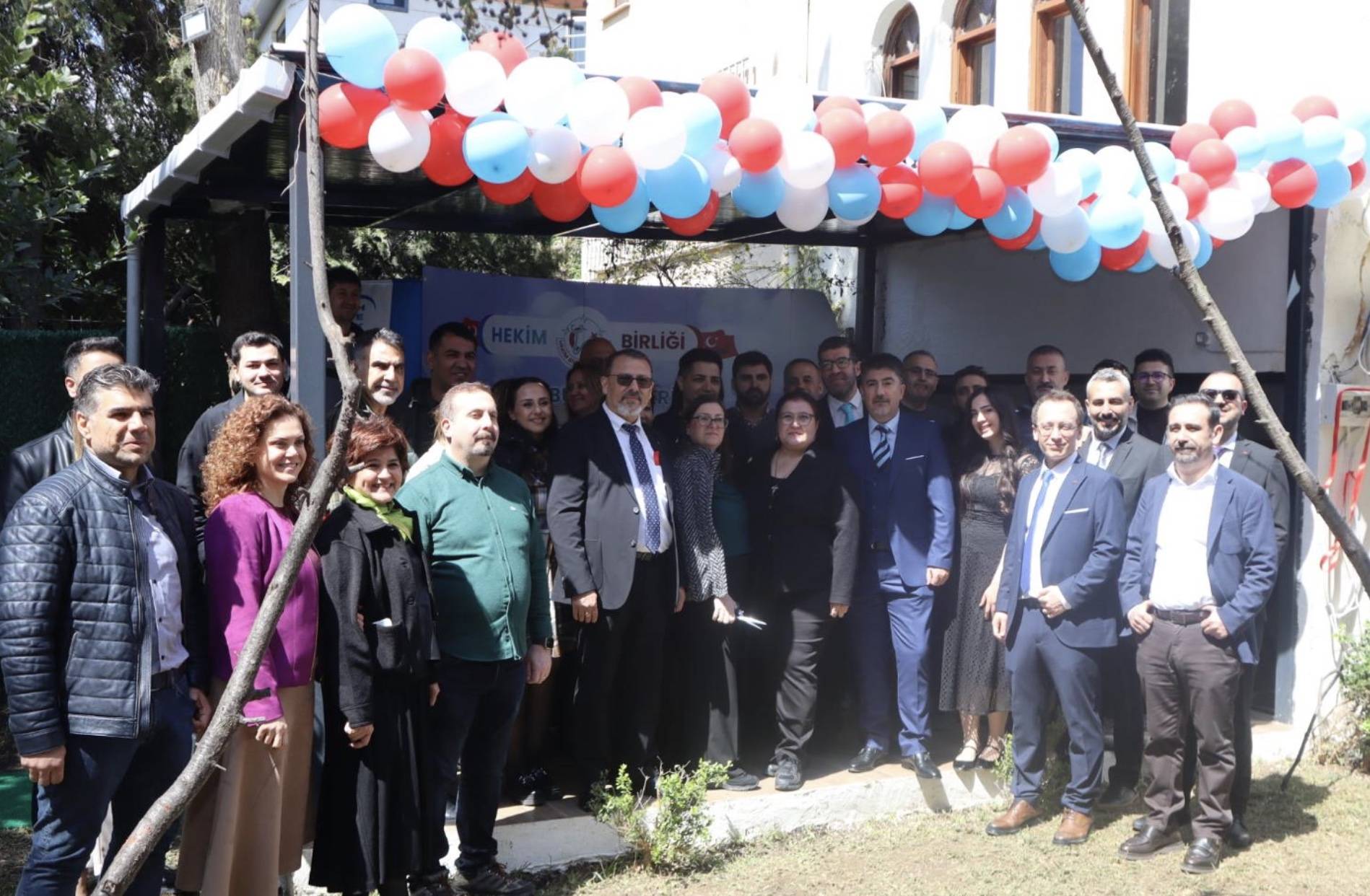 Hekim Birliği Sendikası İstanbul Avrupa Şubesi Açıldı 1 Goruntu 11.04.2026 19.36