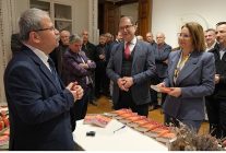 acarin kaleme aldigi kocaeli kandira halk kulturu kitabi tanitildi manavlarin kultur hafizasi bu kitapta toplandi