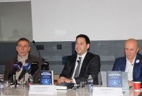 acibadem sports academyden futbolun gelecegine isik tutan panel