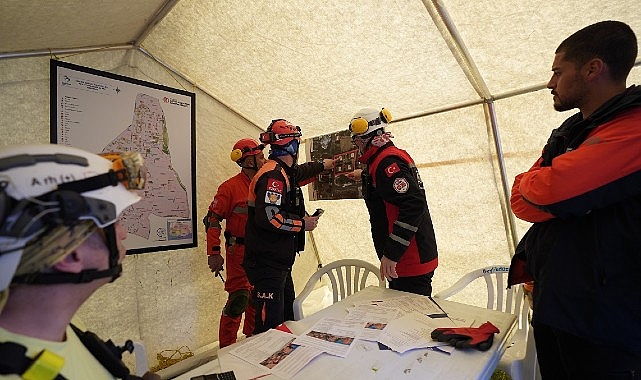 afetlere hazirlikta ornek adim beylikduzunde kapsamli tatbikat