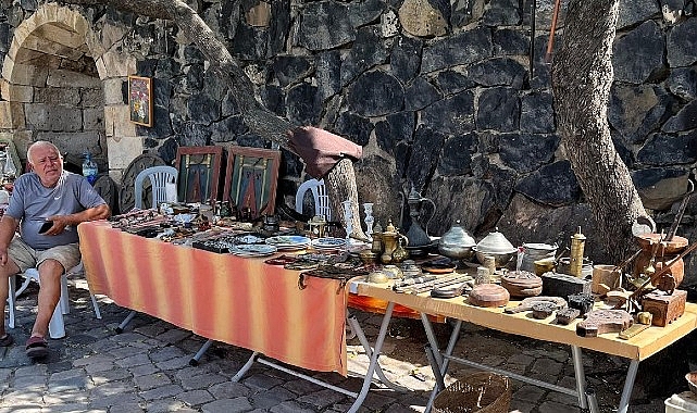 antika ve koleksiyon meraklilari nevsehir kalesinde bulusuyor