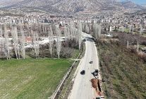 asattan elmalida asfalt oncesi altyapi yatirimi