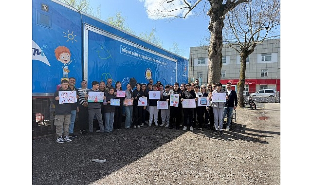 atesboceginin isigi boyama kitabina donustu dominostan cocuklara 23 nisan armagani