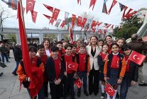 bakirkoyde 23 nisan coskusu