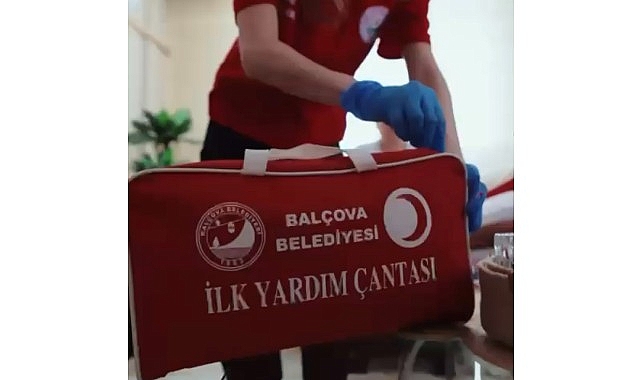 balcovada sosyal belediyeciligin yeni adimi evde saglik ve hasta nakil hizmeti basladi