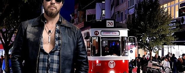 barlastan urban rock dokunuslu bir sehir marsi kadikoy sokaklarinda