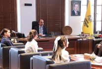 baskan altay cocuk meclisi ve genclik meclisi uyeleriyle bulustu