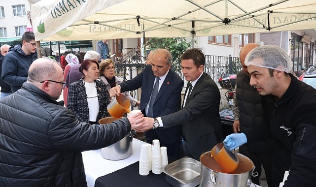 baskan aydinin cuma duragi muradiye mahallesi oldu