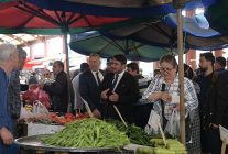 baskan cirpanoglundan sali pazarina ziyaret