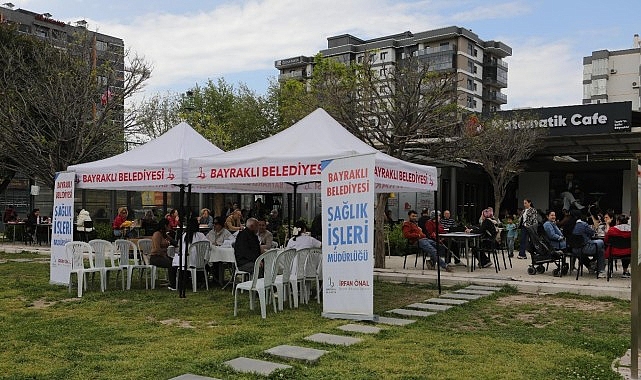 bayraklida saglik haftasinda saglik hizmeti vatandasla bulustu