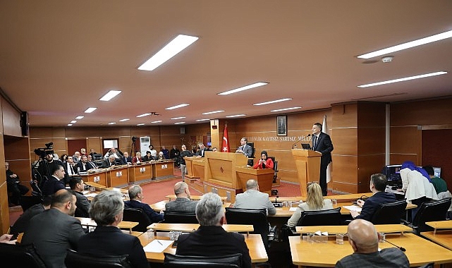 bayrampasa belediyesinin 2025 yili faaliyet raporu oy birligiyle kabul edildi