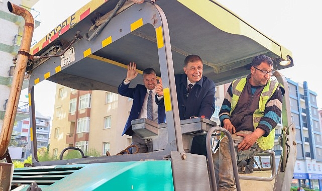 bucada asfalt seferberligi baskan tugay ve baskan duman sahada