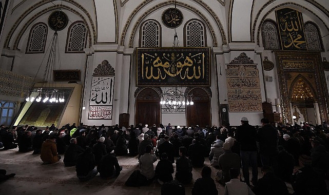 bursanin fethi 700 yilinda dualarla anildi