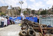 buyuksehirden yat limaninda deniz dip temizligi