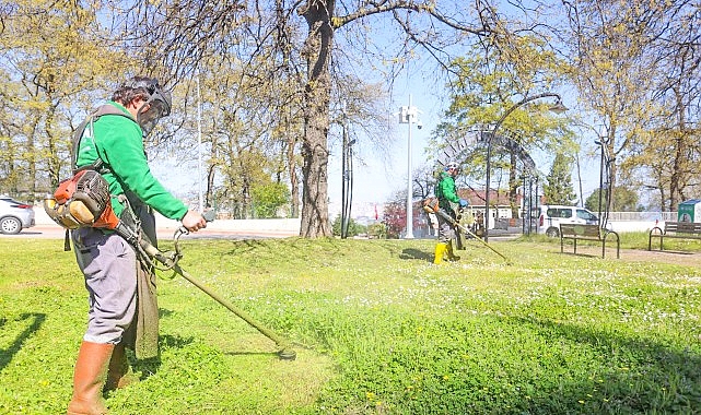 canikte parklar yaza hazirlaniyor
