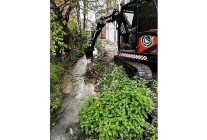 cerrahta 5 kmlik sulama kanali temizlendi