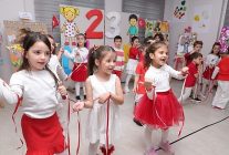 cocuklar 23 nisani osmangazide coskuyla kutladi