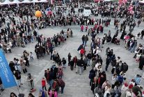 cocuklar eglenceye doydu