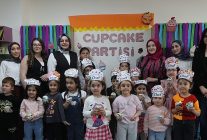 cupcake susleme workshop etkinligi duzenlendi