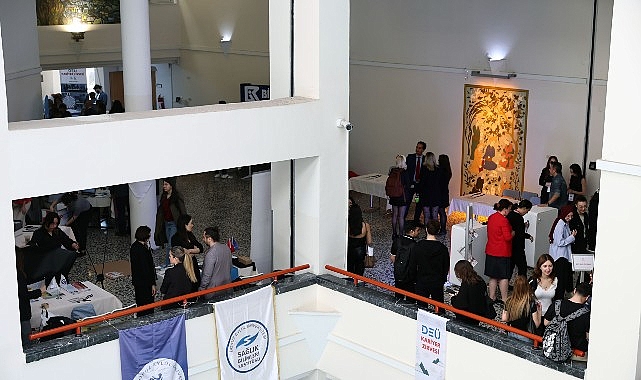 deu saglik26 kariyer zirvesi basladi