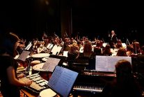 deuden miniklere klasik muzikle tanisma firsati