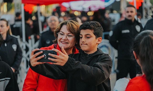 didimde 23 nisan coskusu kente yayildi