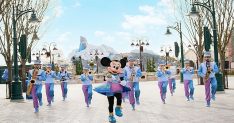 disneyland pariste yeni bir donem basladi