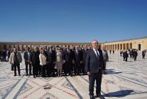 edremit belediyesi atanin huzuruna cikti