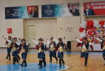 edremitte 23 nisan coskuyla kutlandi