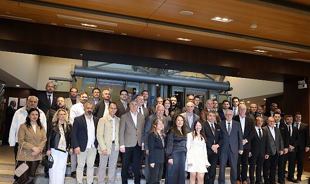 ege mobilya kagit ve ormar urunleri ihracatcilari birliginde ali fuat gurle guven tazeledi