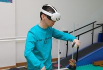 engelsiz yasam merkezinde fizik tedaviye sanal gerceklik destegi