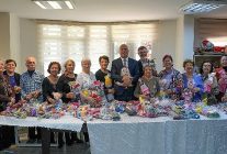 gaziemirin cinarlarindan fidanlara 23 nisan armagani