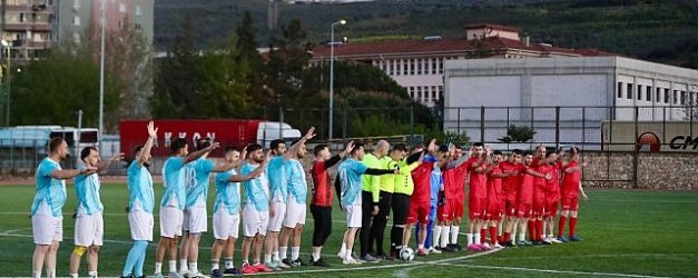 gemlikte isci bayrami heyecani yesil sahaya tasindi