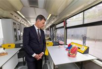 gezici bilim otobusu yola cikti