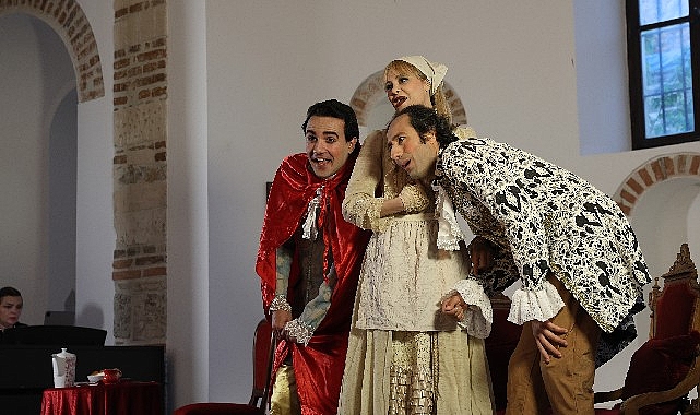 golyazida la serva padrona sahnelendi