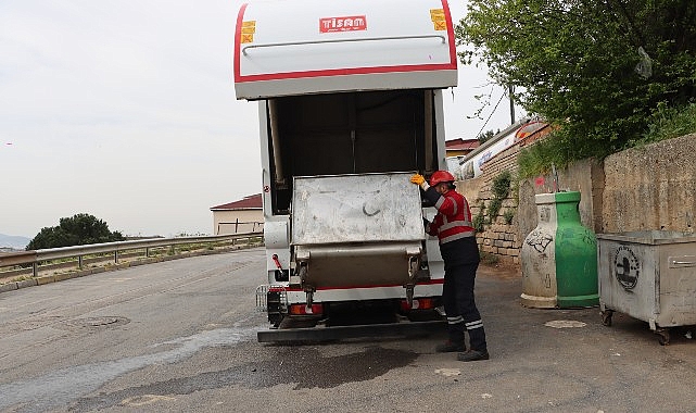gulensu mahallesinde bahar temizligi