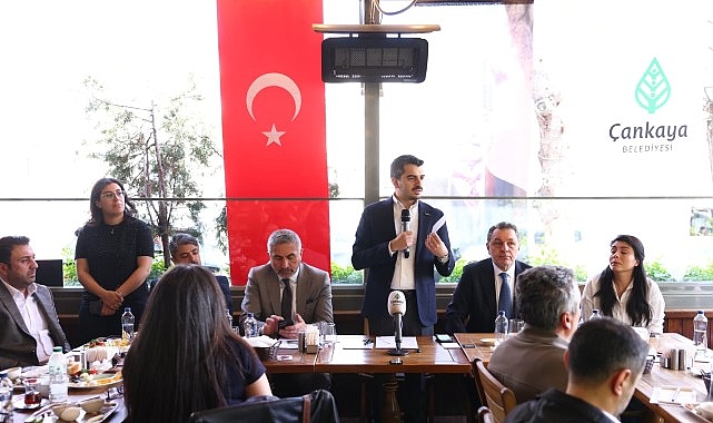 huseyin can guner bahcelievler esnafiyla bulustu