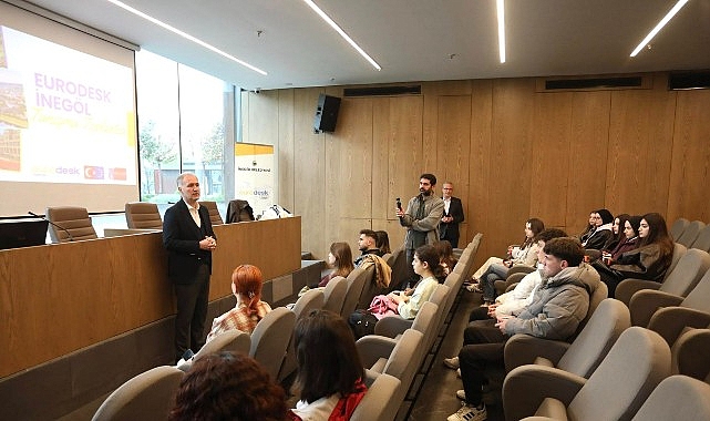 inegol belediyesinden genclere avrupa firsati discovereu tanitim etkinligi duzenlendi