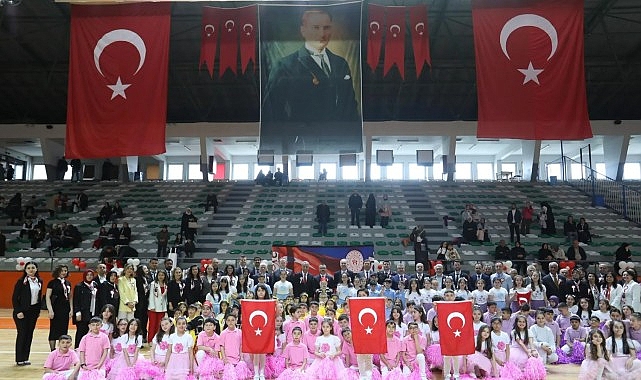 inegolde 23 nisan ulusal egemenlik ve cocuk bayrami coskuyla kutlandi