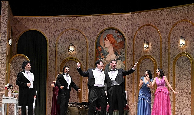 izmir devlet opera ve balesi 2025 2026 sanat sezonunu gorkemli bir programla kapatiyor