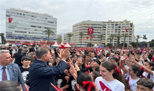 izmirde 23 nisan coskusu