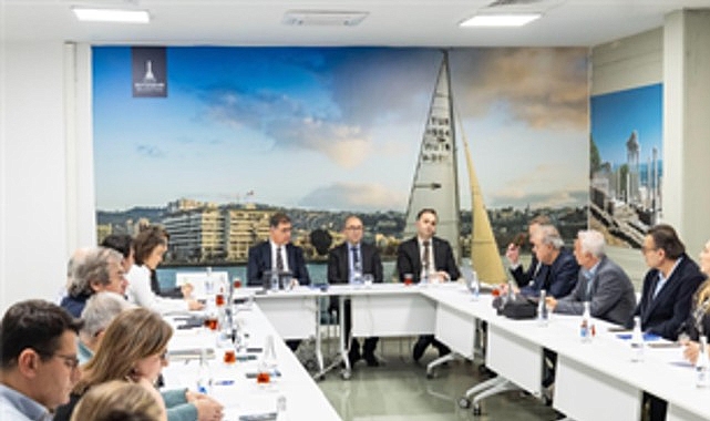 izmirin 8 bin 500 yillik hazinesi masaya yatirildi