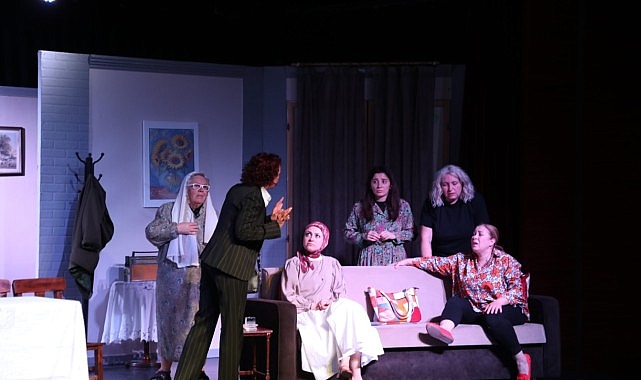 kadin siginagi sezon finalini yapti