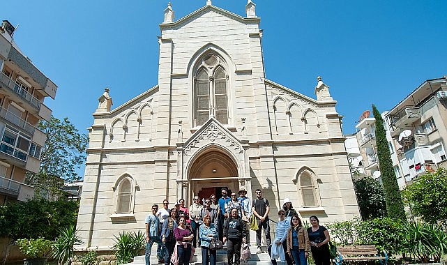 karsiyaka kultur rotasinda rehberli turlar basladi