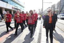 karsiyakada nostalji ruzgarlari esecek oldies muzik festivali basliyor