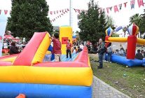 kemer belediyesinden cocuklara 23 nisan festivali