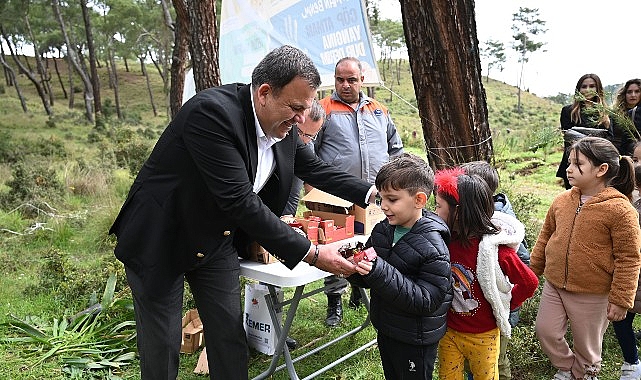 Kemer’de fidan dikim etkinliği 1 kemerde fidan dikim etkinligi